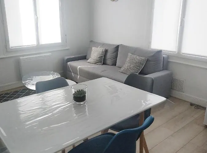 A 2 Pas De La Le Portel